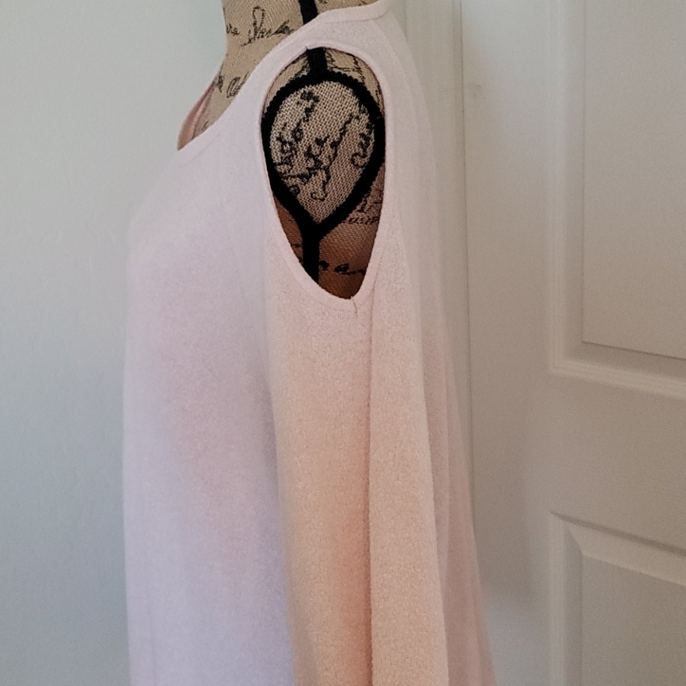 Cold Shoulder Sweater - Picture 2 of 4